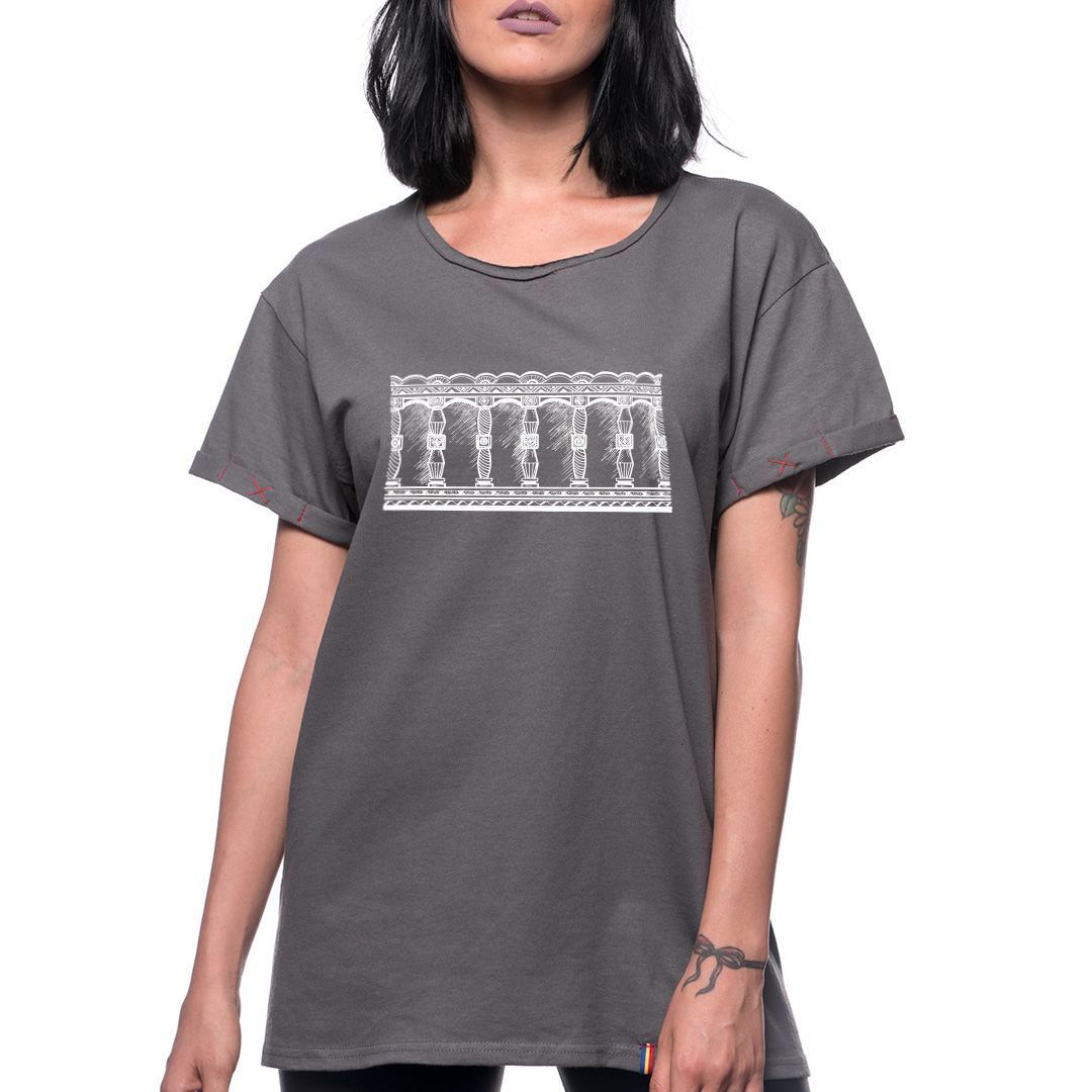 arta-traditionala-donna-grigio