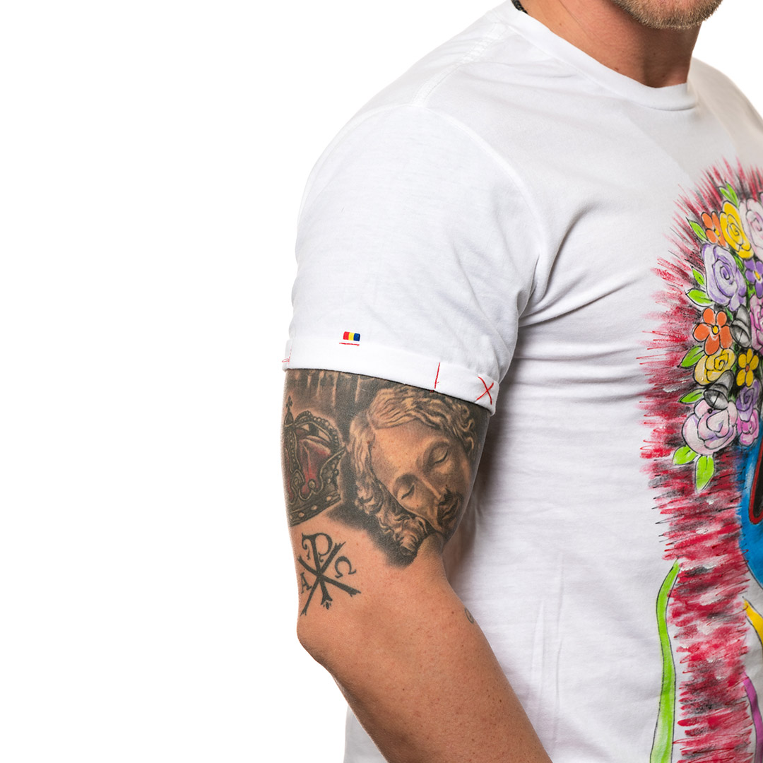 t-shirt-bianco-dipinto-uomo-masca-traditionala-dobrogea-2-3