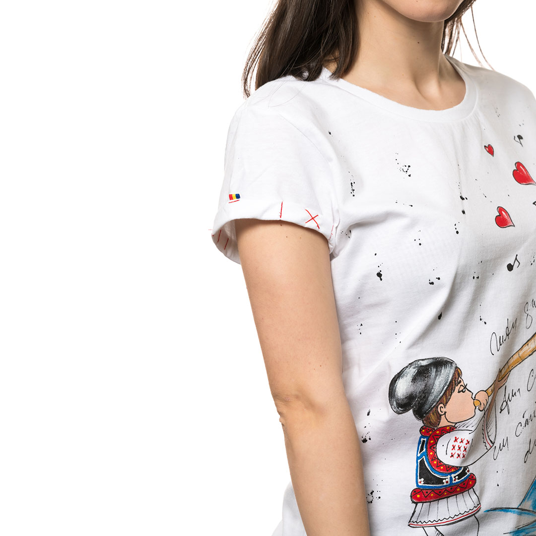 t-shirt-bianco-dipinto-donna-cantec-de-dragoste-2