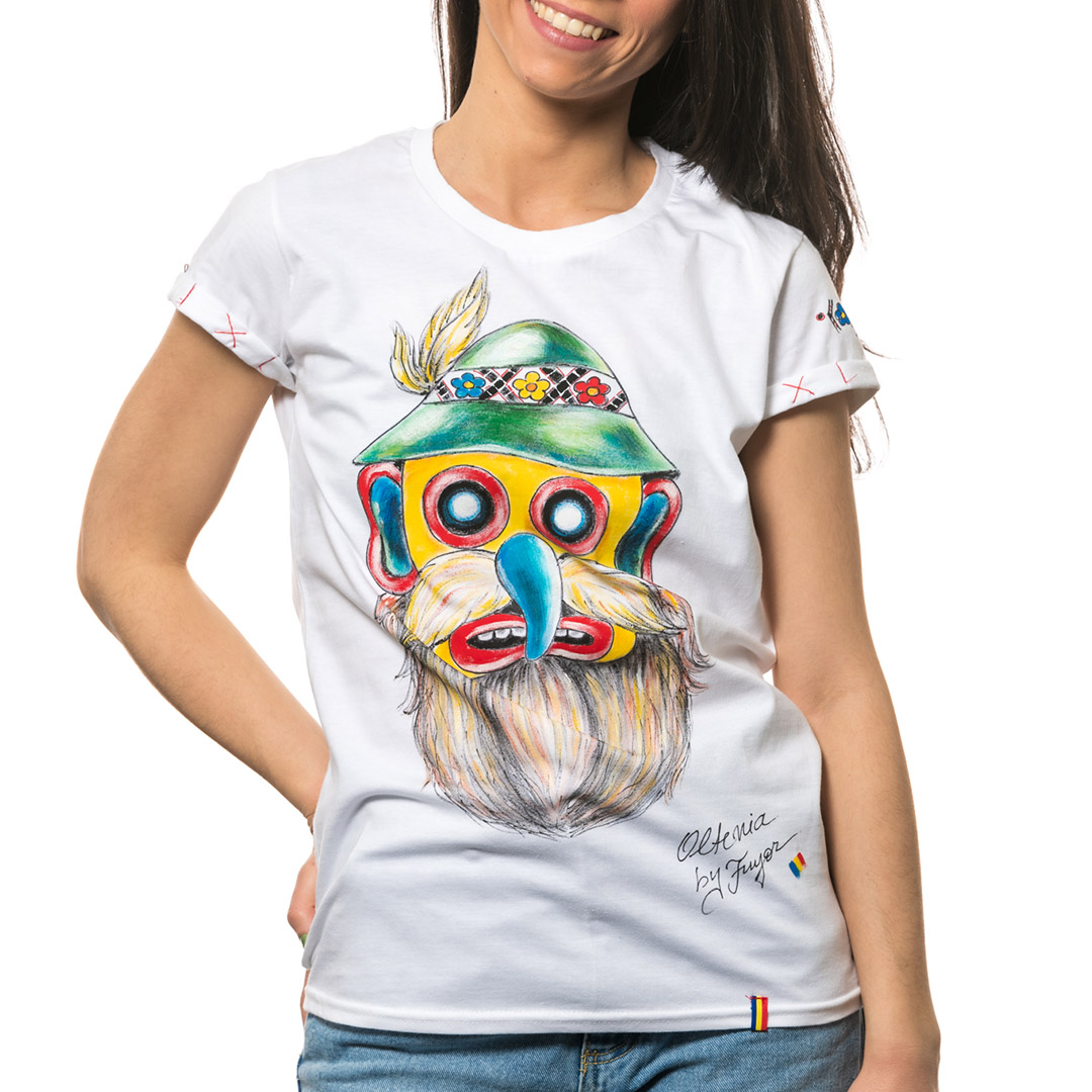 t-shirt-bianco-dipinto-donna-masca-traditionala-oltenia-2-2