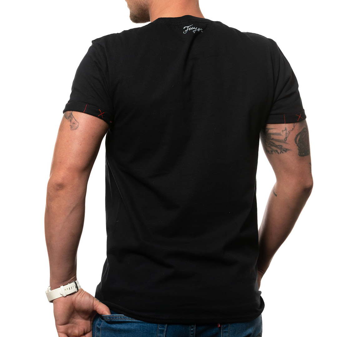 t-shirt-dipinta-nero-uomo-dorso-2