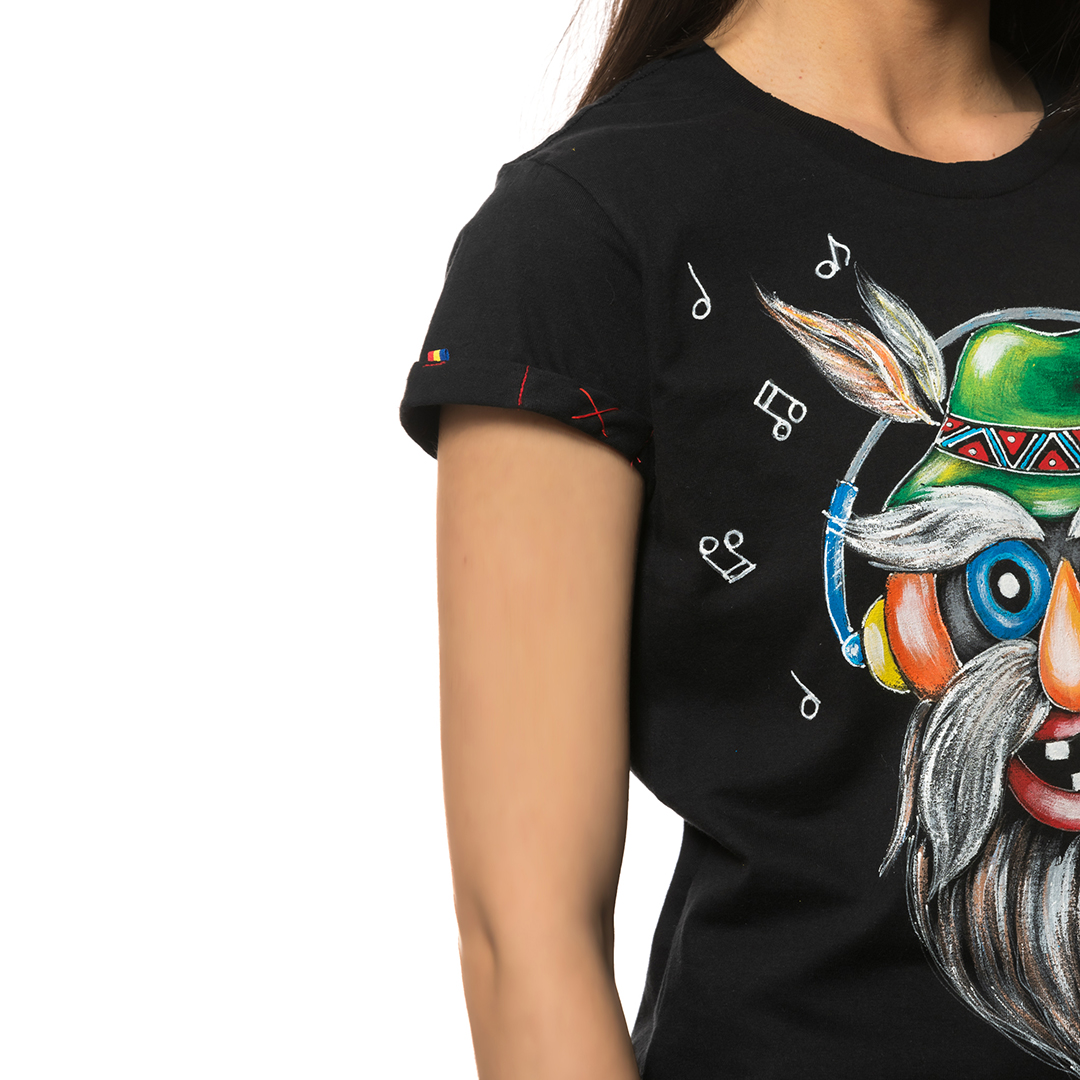 tricou-negru-pictat-femei-masca-contemporana-fuyor-1-2