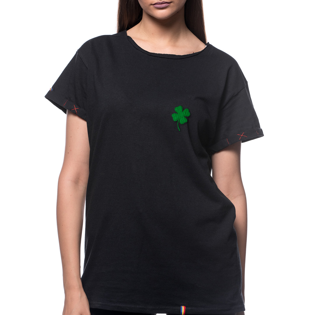 tshirt-trifoglio-verde-donna-nero-02
